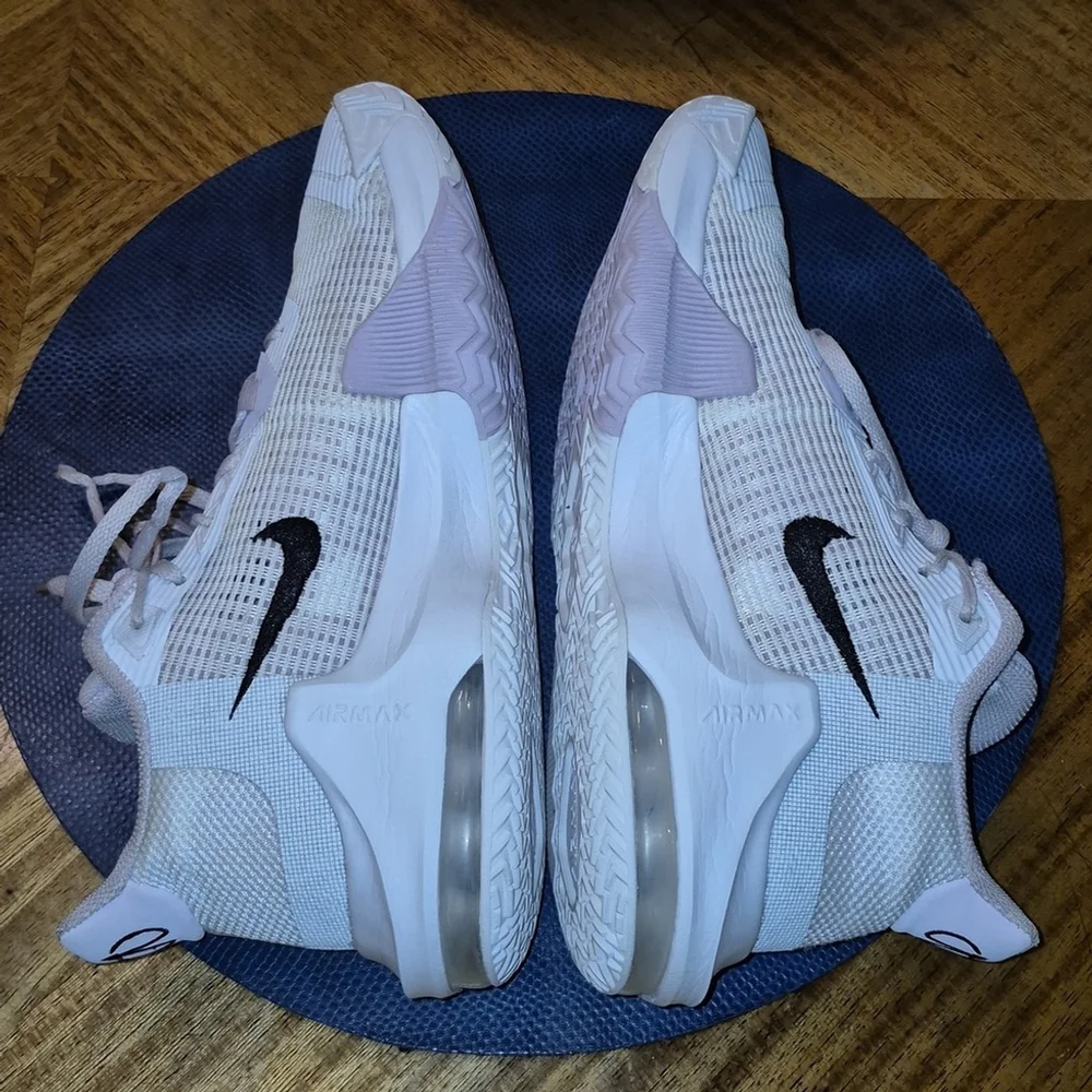 Nike Lilac impact 3 Airmax Mens Shoes sz. 8 (#1806)VGC